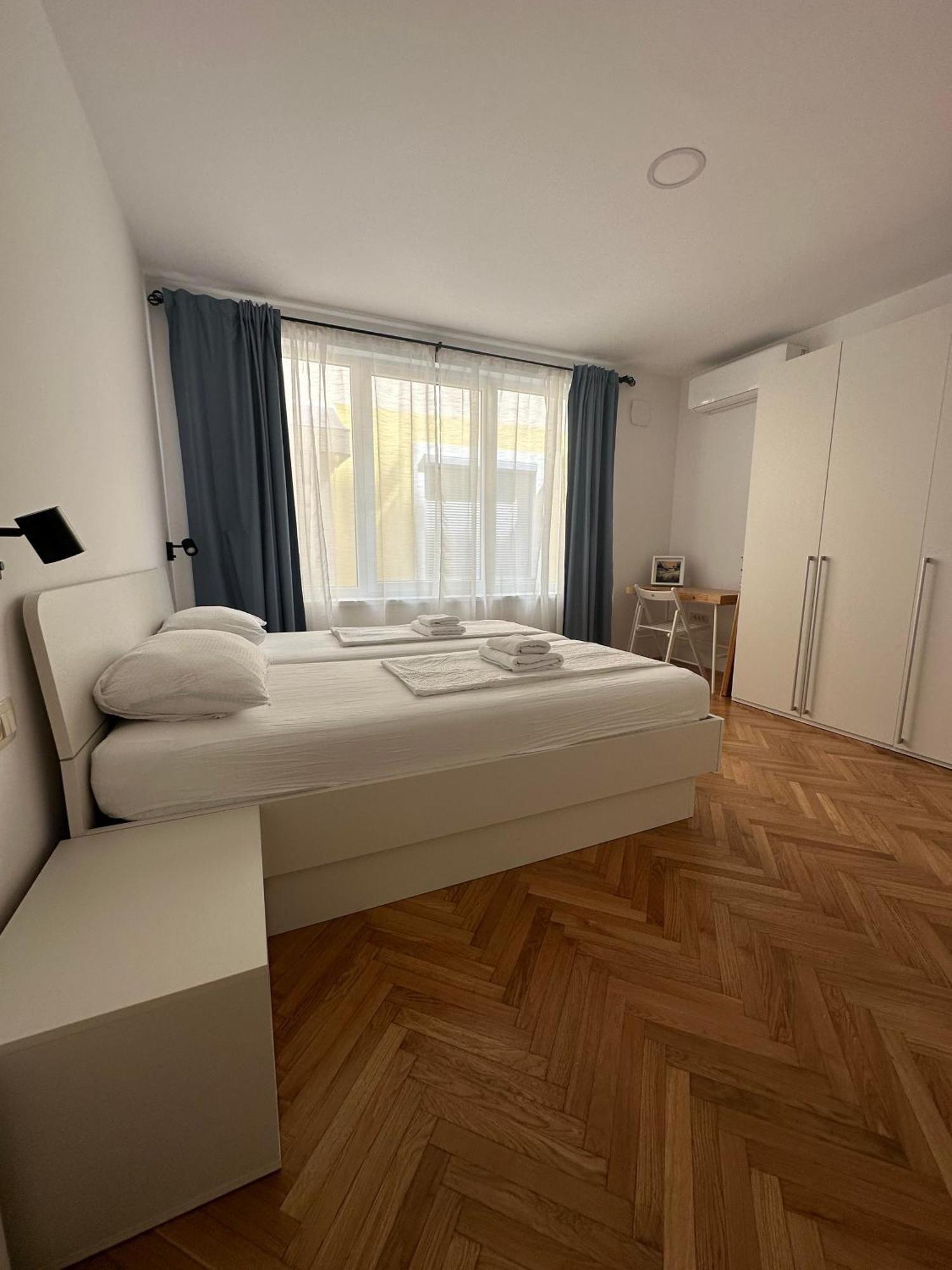 Apartments Tito & Robin كوبر المظهر الخارجي الصورة